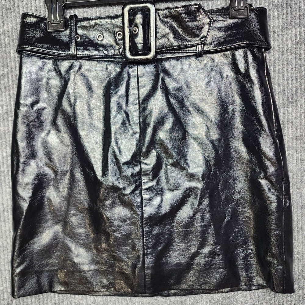 Nine West Black Faux Leather Belted Mini Skirt Size 2 High Waisted Textured PU